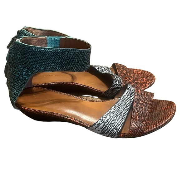 Rebecca Minkoff multicolor snake print ankle strap wedge sandals - Picture 2 of 11